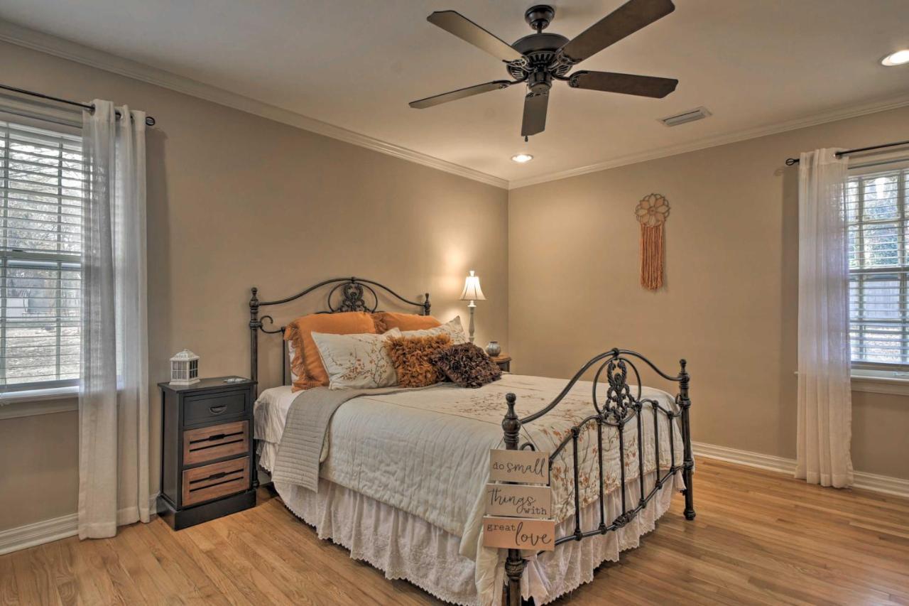 Charming Florence Getaway With Fireplace And Grill! מראה חיצוני תמונה